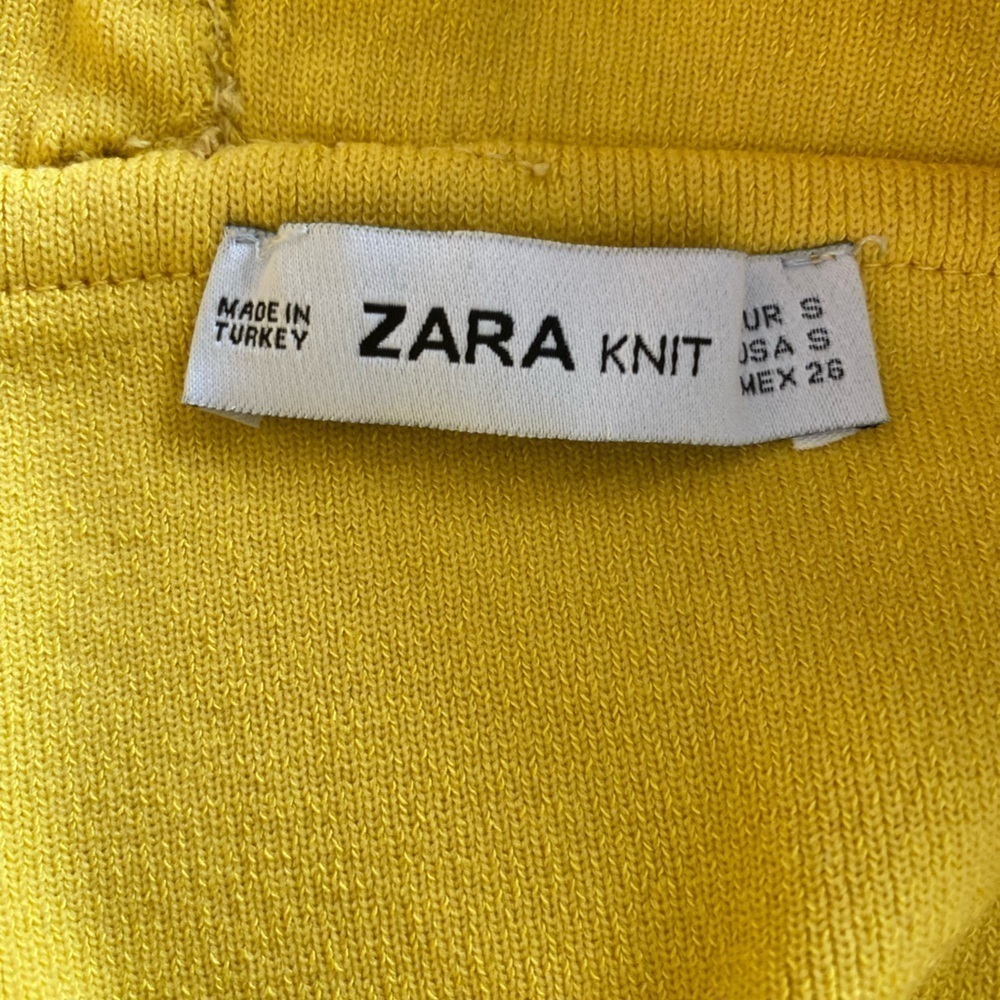 Zara crop top gorgeous gold color ruffle on straps elastic insert back Small
C - Picture 3 of 4